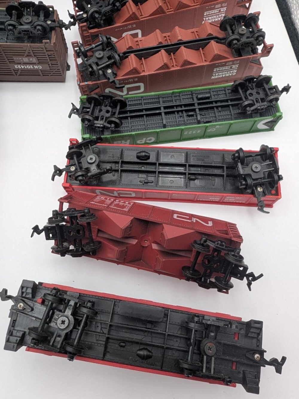 Vintage HO Scale CN Canadian National Lot of 14 Train Freight,Caboose,Hopper,Box - Picture 3 of 5
